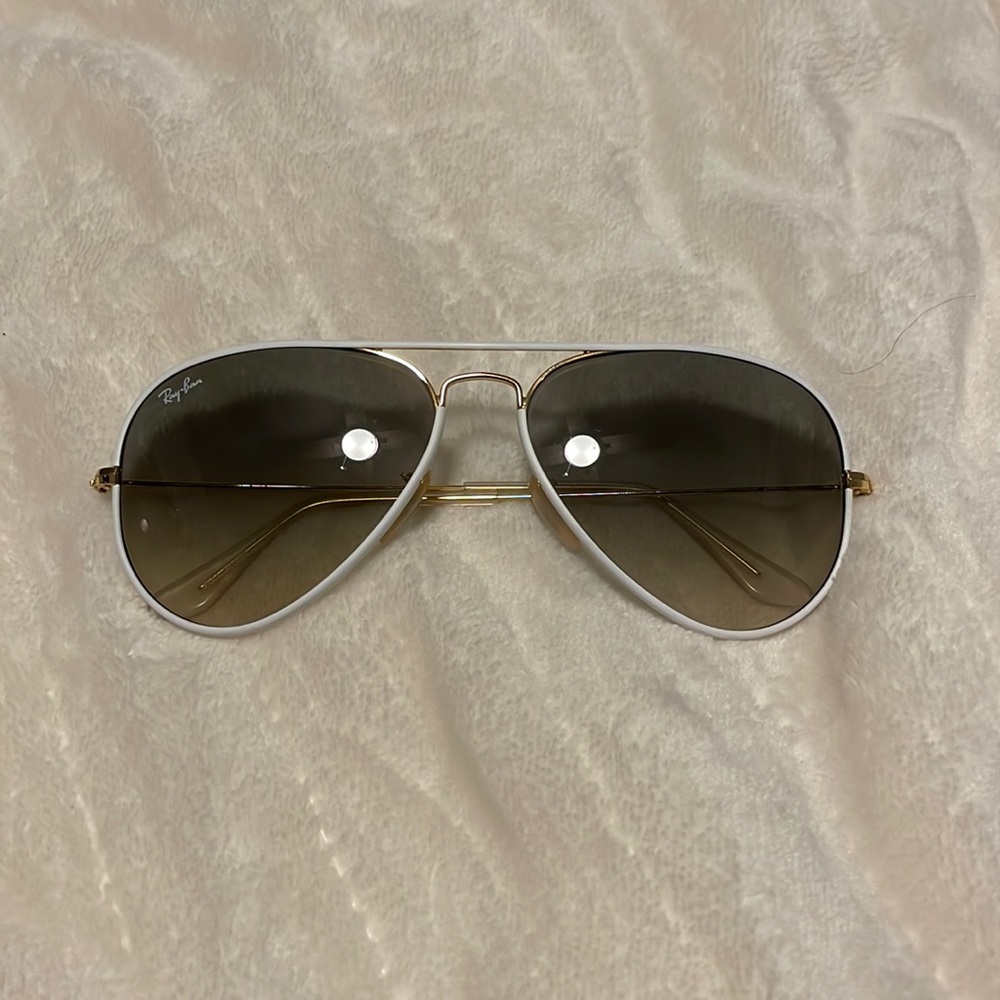 Ray-Ban Aviator Sunglasses